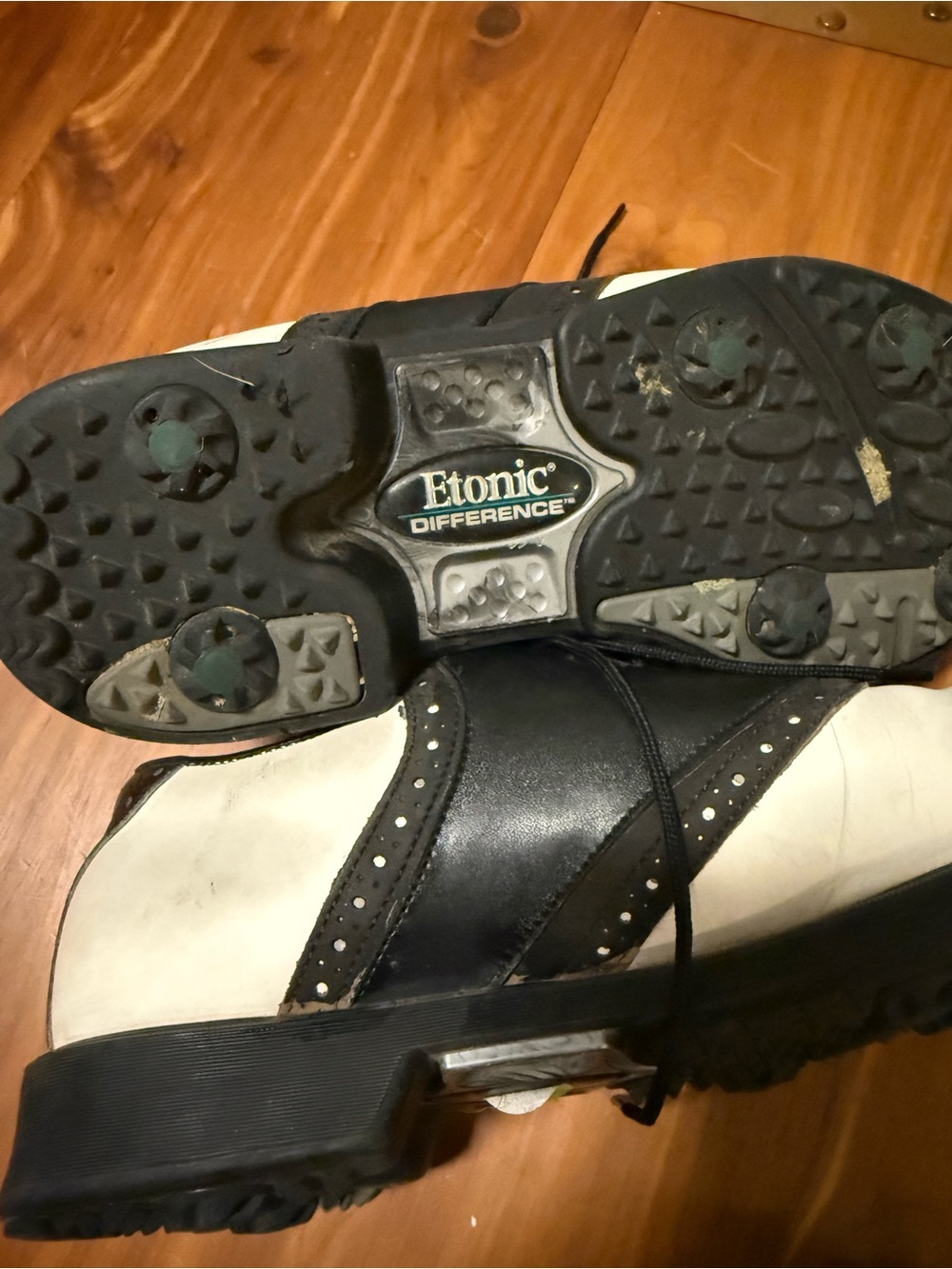 Allen Edmonds Two-Tone Black and White Men’s Saddle Oxfords - Picture 3 of 3